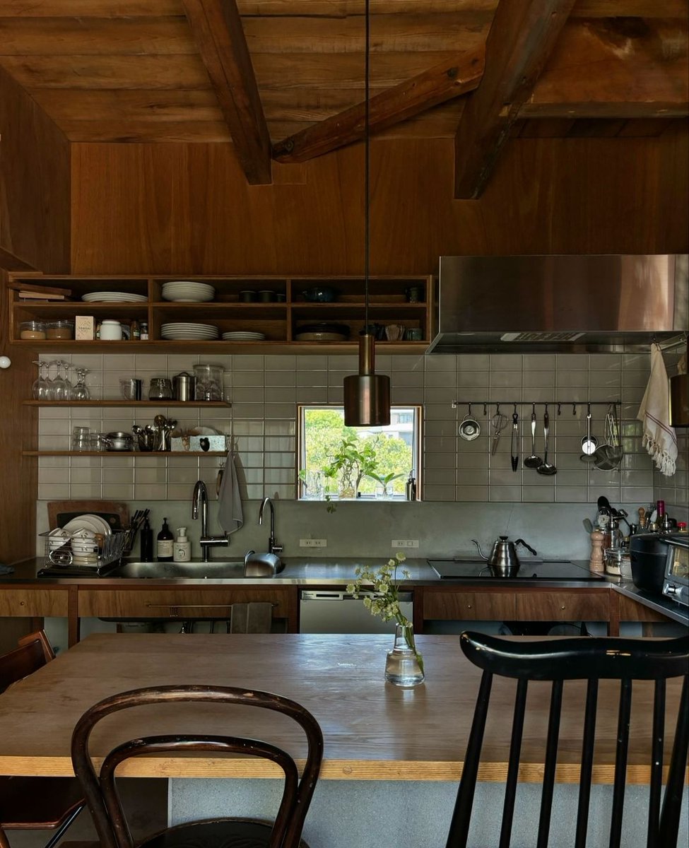 interiorsuckerr's tweet image. 