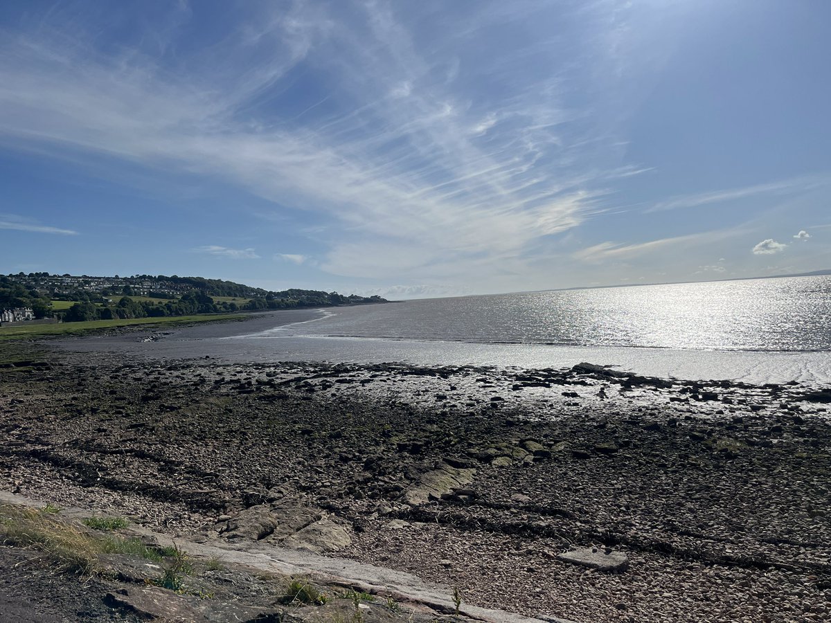 katej87's tweet photo. Weekend well being - 1000m Sunday evening swim at Portishead outdoor swimming pool followed by a short sit down looking out to sea. 🥰 #swimming #wellbeing #windymiller https://t.co/7rP2iggjRj