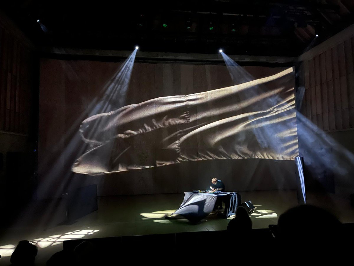 Andrew Ellis tweet media