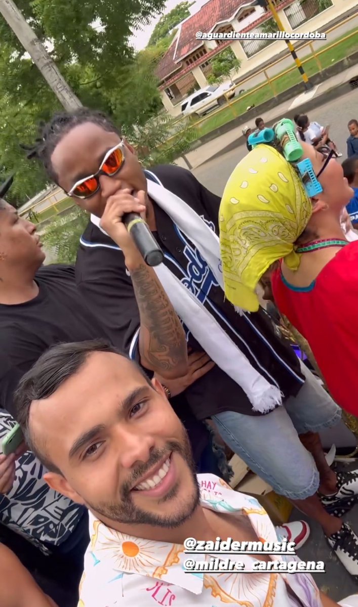 JoseRLarrarteG's tweet photo. @GobCordoba_ ‼️#PARTE5‼️

Hay que ser honesto con la gente y reconocer que el trailer de Ron viejo de Calda se lució, una carroza pequeña pero sustanciosa, además con Zaider como artista principal acompañado de Said Eats y Mildred Cartagena hicieron la diferencia. https://t.co/jl9qdhSzdg