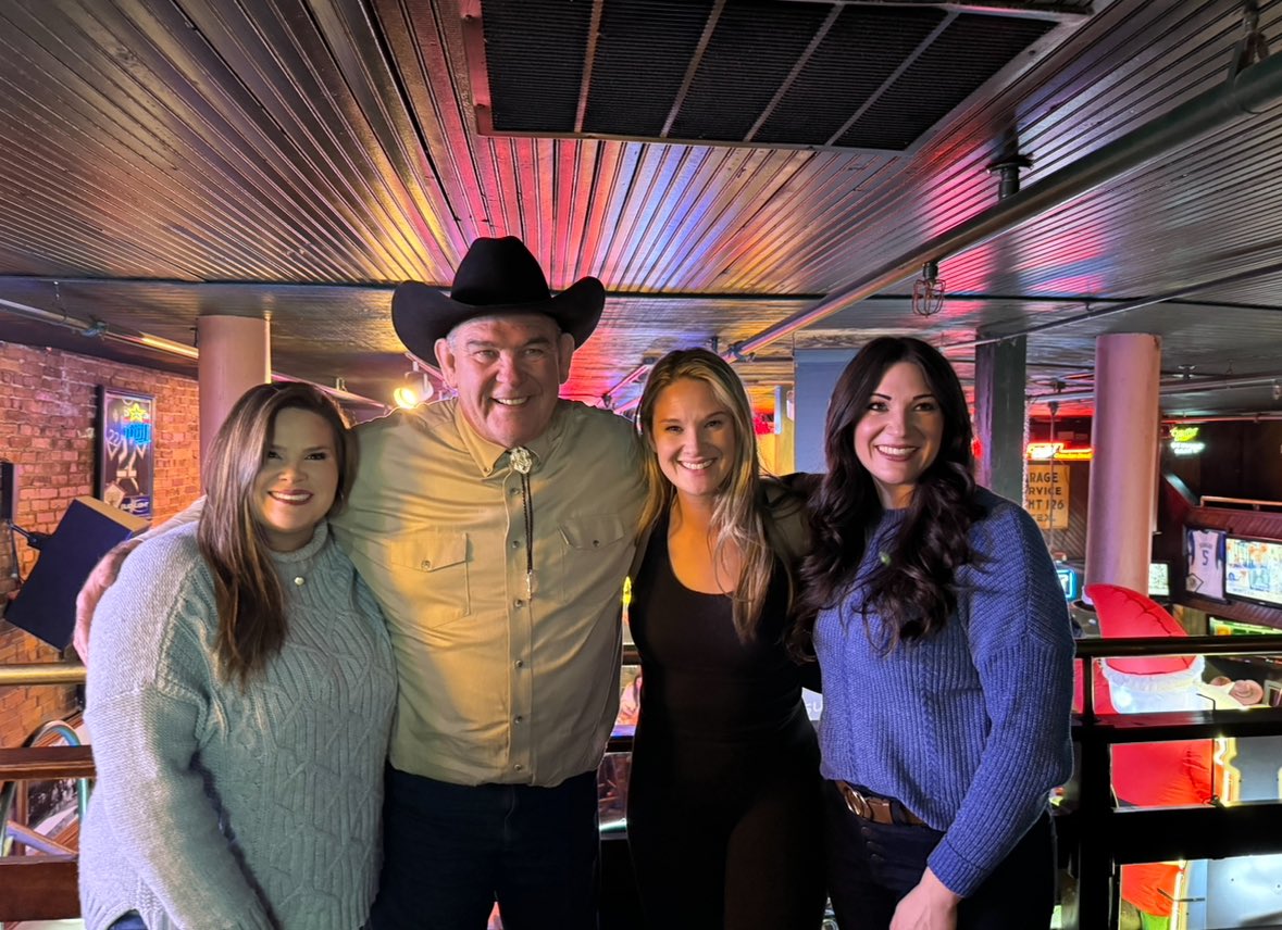 Happy Father’s Day to all the great dads out there! I hate to break it to you…. But I’ve got the best one.