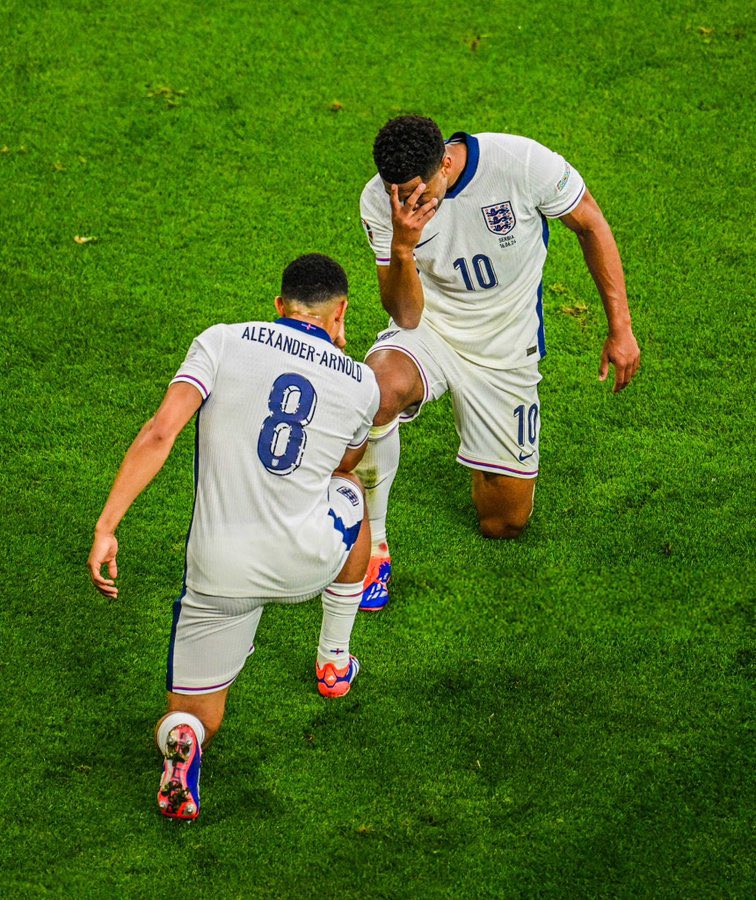 ericb2912's tweet image. Bellingham ⚽️❤️