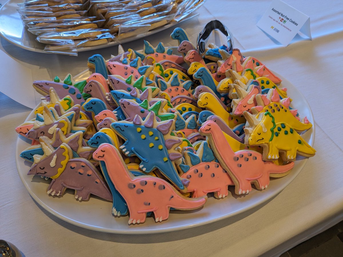 Friedman_Lab's tweet image. Dinosaur cookies have landed! #NAPC2024