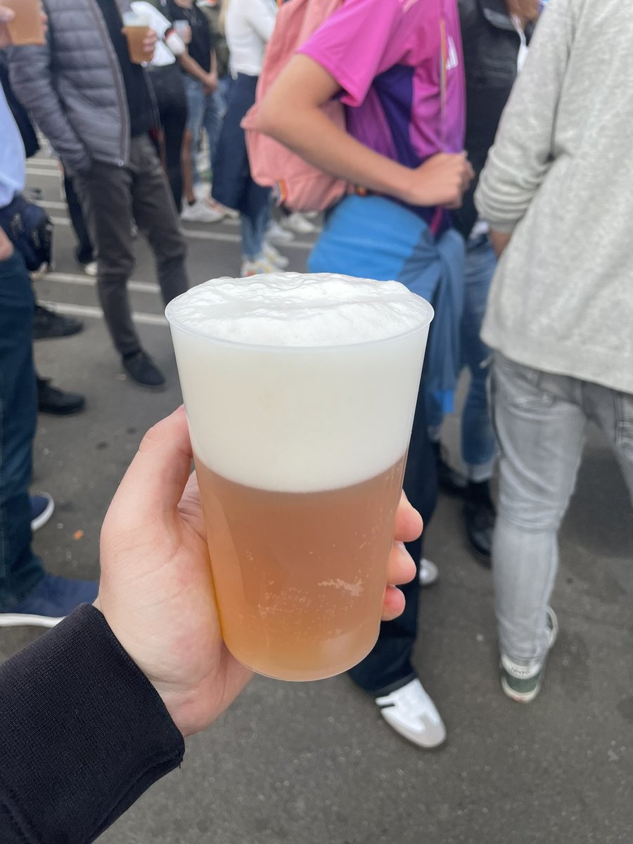 Langs35's tweet image. Contender for the worst poured pint at the euros fanzone? #euro2024 #wheresthebeer #Germany