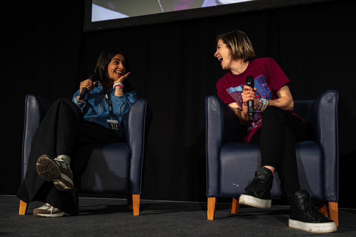 amber jay tweet media