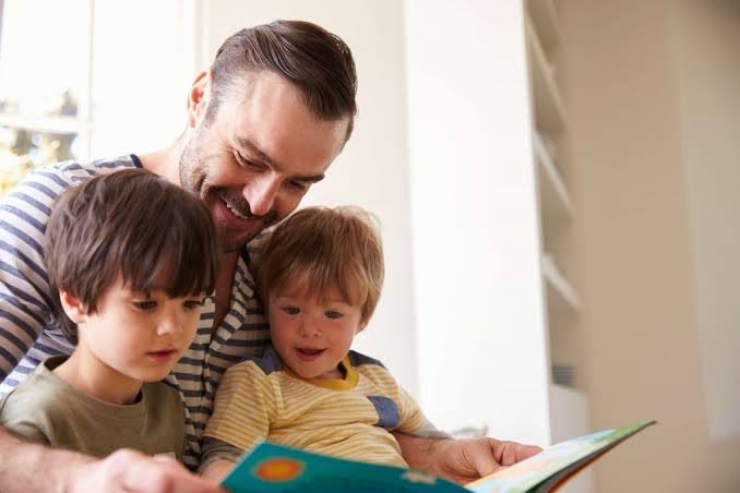 BookReaders6's tweet photo. Happy Father's Day to all the dads who teach their children the joy of reading and the wonder of learning. Your wisdom and guidance shape the future, one story at a time.

#Bookreaders https://t.co/a1t3MphlZ7