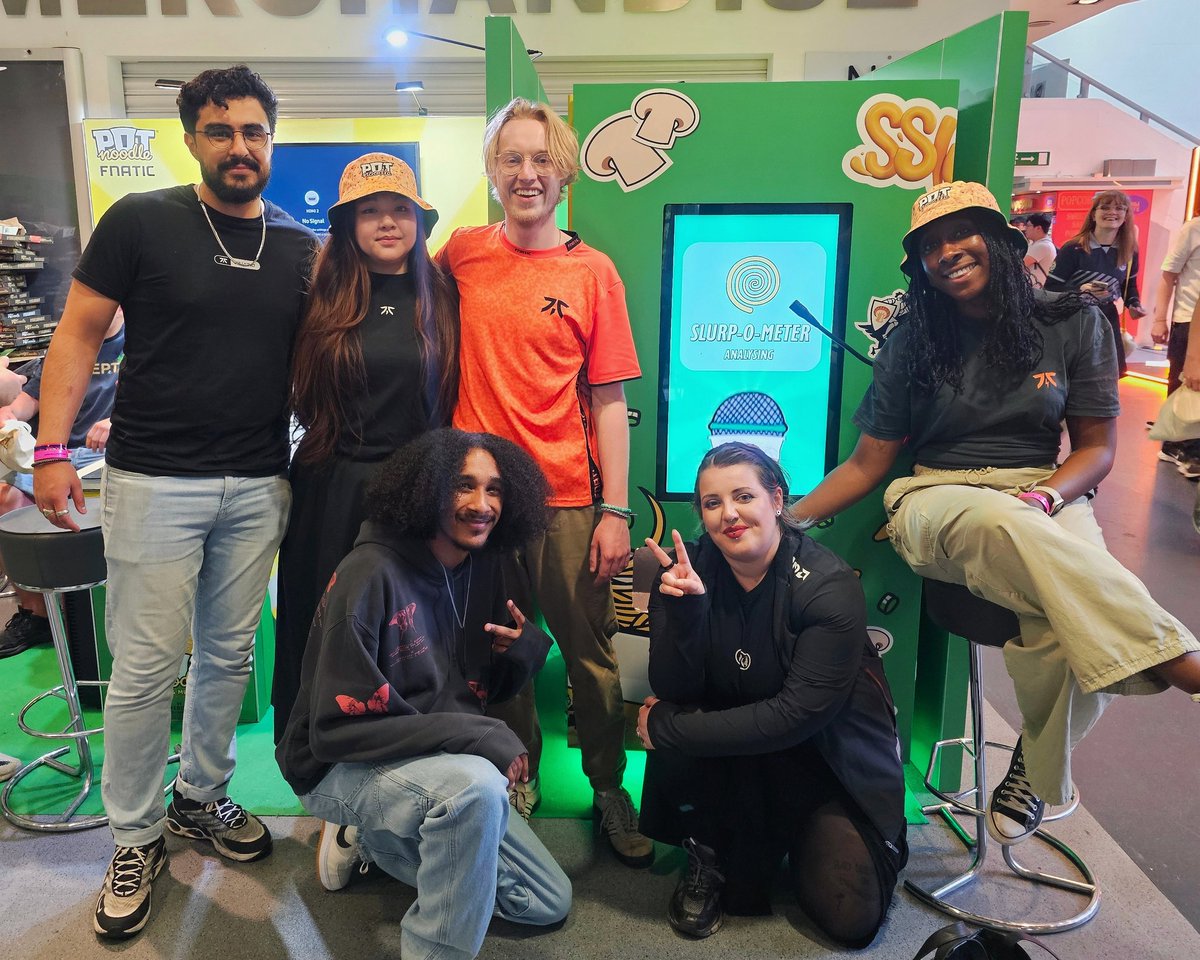 &amp; that's a wrap for the <a href="/FNATIC/">FNATIC</a> x <a href="/PotNoodle/">Potty Noods</a> squad at BLAST today! Teamwork makes the dream work! 💪

Thanks to everyone for coming by &amp; giving it your best slurp! 😚 🍜