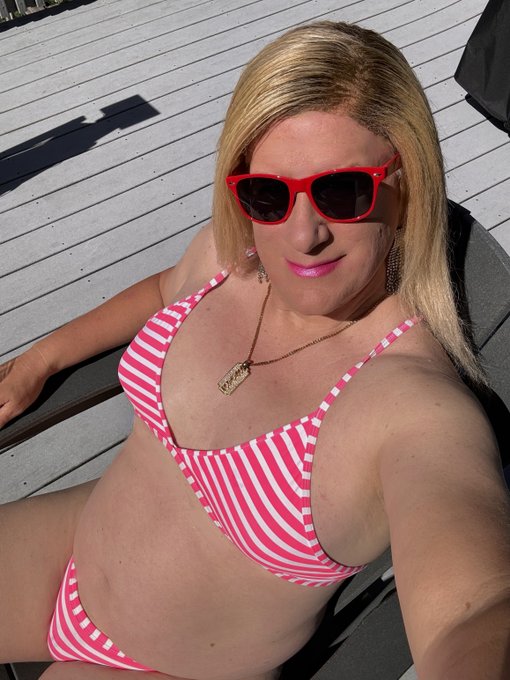 Enjoying a beautiful day in the sun ! 😘 https://t.co/wxveBF7WH6<a href="/tag/mvsales"class="tags"><span>#mvsales</span></a>