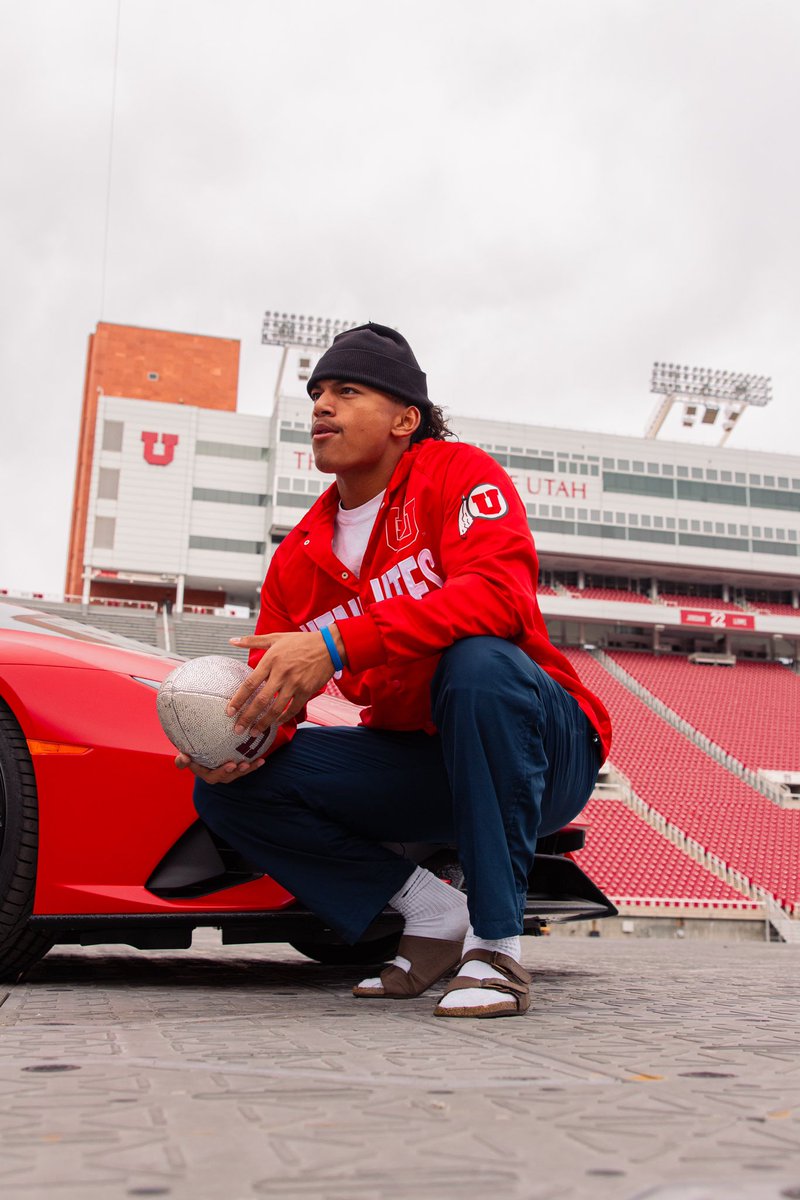 Honored to have been able to visit THE UTAH University! Was able to bring my family as well, grateful! Thank you Utes! #GoUtes🙌🏽

<a href="/WestlakeFootbal/">Westlake Football</a> <a href="/CoachAAle/">Arnold Ale</a> <a href="/UtahCoachWhitt/">Kyle Whittingham</a> <a href="/Colton_Swan/">Colton Swan</a> <a href="/JMullgrav/">Coach Ace Mullgrav</a> <a href="/jfoges_/">Jordan Fogal</a>
