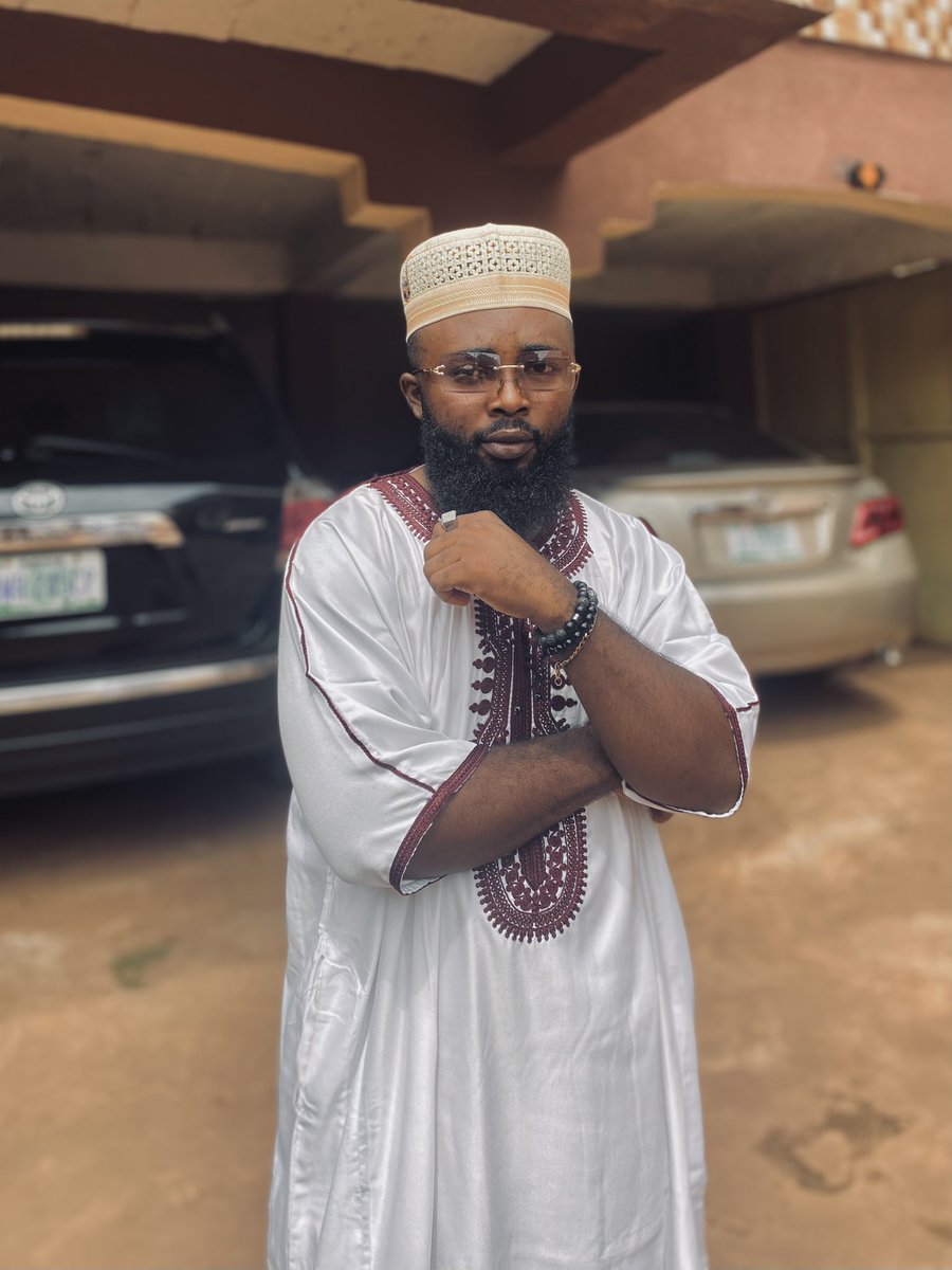FQentertainer's tweet photo. Eid Mubarak ๐
#eidmubarak #eid2024 #Eid #Mubarak #muslim #eidmubarak2024 #EidAlAdha #eidcollection #Alhamdulillah #caftan #jalabiya #nature #nativewears https://t.co/rl3uhzYObW