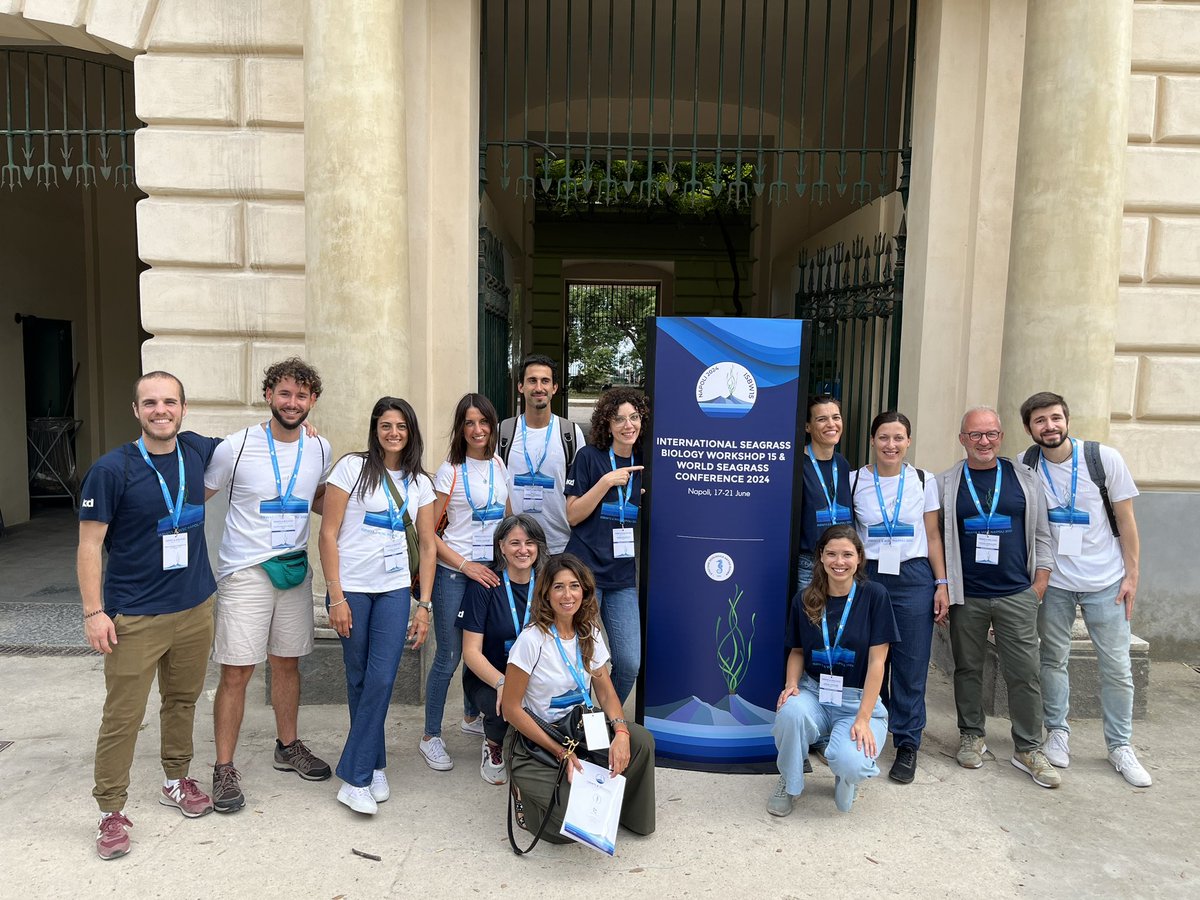 Here we are!! 💫🎊The Organizing Committee and all fantastic Volunteers welcome #SeagrassCommunity in #Napoli!! Enjoy the #ISBW15🌿🌊🫶