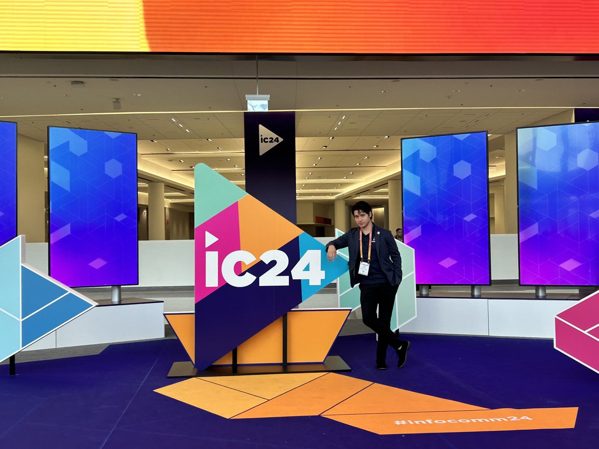esports_jerry's tweet photo. Had to keep it real @InfoComm https://t.co/Jn6NzV1mhL