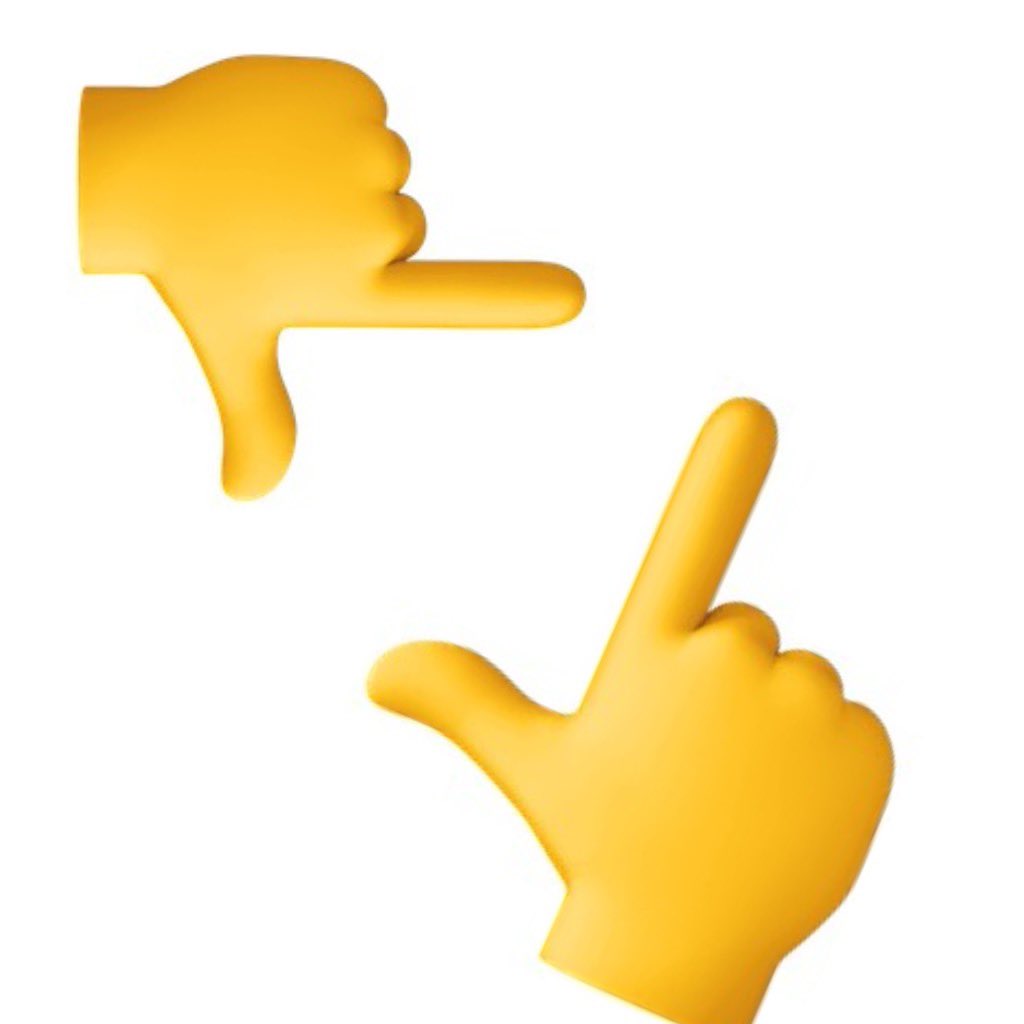 Sally watching Bridgerton:

"HER NIPS LOOKED LIKE SALAMIS BRO"

Sally's hands: