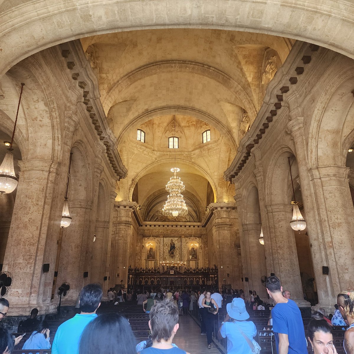 papa_elefante's tweet photo. #Domingueando en
#LaHabanaViveEnMí
#Fortaleza del siglo XVI ahora museo de Oro todo lo que se ha encontrado en la bahía de la habana
#Edifico gubernamental
#Catedral principal https://t.co/0GB5A9FmLB