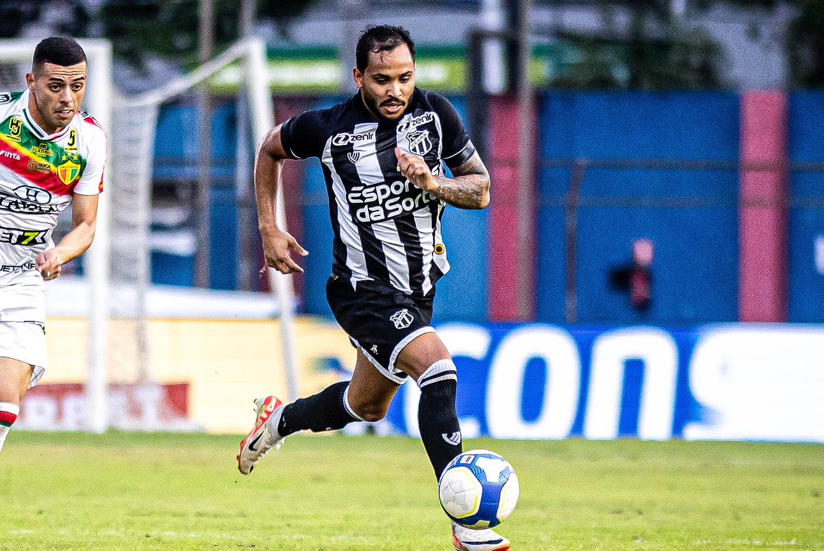 Dois jogos fora de casa: 

❌ Vila Nova 3-2 Ceará
❌ Brusque 1-0 Ceará