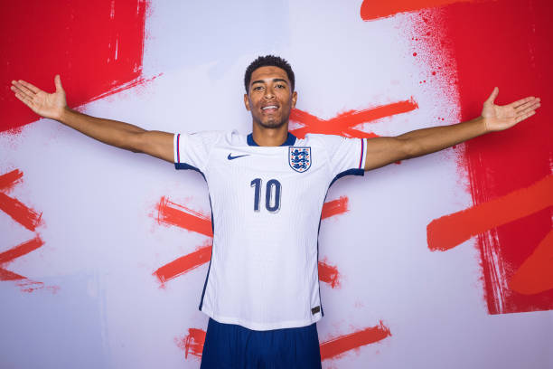Well done to #England and to <a href="/BellinghamJude/">Jude Bellingham</a>! Keep on making   us proud! #Stourbridge
