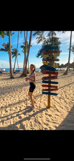 Beach Time 🌻🌺😍 https://t.co/cqJWpgg8z9<a href="/tag/happiness"class="tags"><span>#happiness</span></a><a href="/tag/fyp"class="tags"><span>#fyp</span></a>