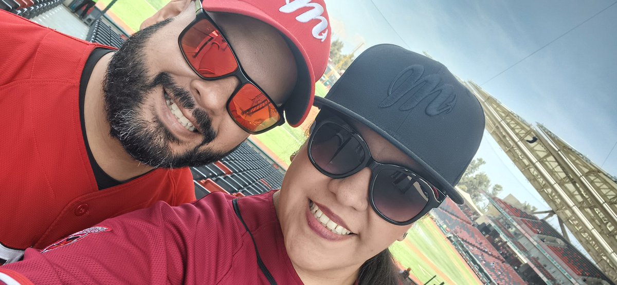 LiloMemije's tweet photo. #VamosD17BLOS siempre juntos, siempre diablos!!!! https://t.co/IgMT86ci3w
