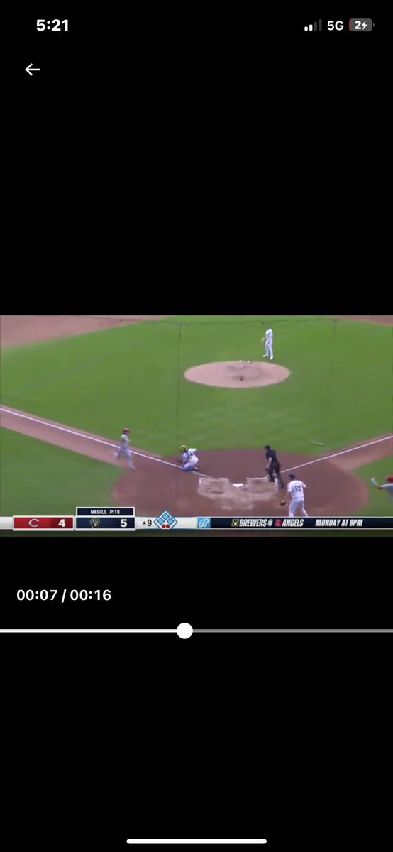 bowlingkyle17's tweet photo. @CBoxSports Fairchild running in the grass and not the baseline slowed him down and Contreras catching the ball up the line doesn’t help either. https://t.co/JkAeQirw5t