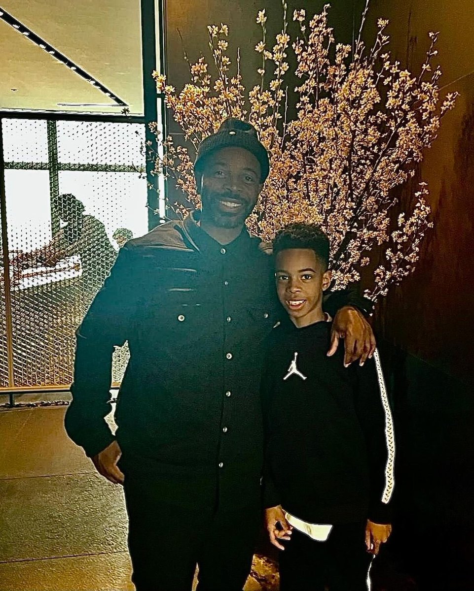 KELLYROWLAND's tweet photo. God was simply showing off when he made you!!
Thank you for loving TITAN, NOAH, and I the way you do! We love you with all we have!!
You deserve it! You make us better!
HAPPY FATHER’S Day My LOVE!
♥️♥️♥️♥️♥️♥️♥️ https://t.co/Q8dLbQroot