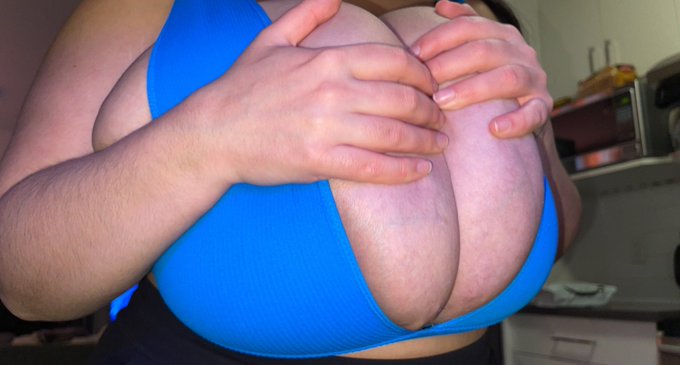 Watch Gcupbaby 💕's leaked NSFW photo on TwXstars