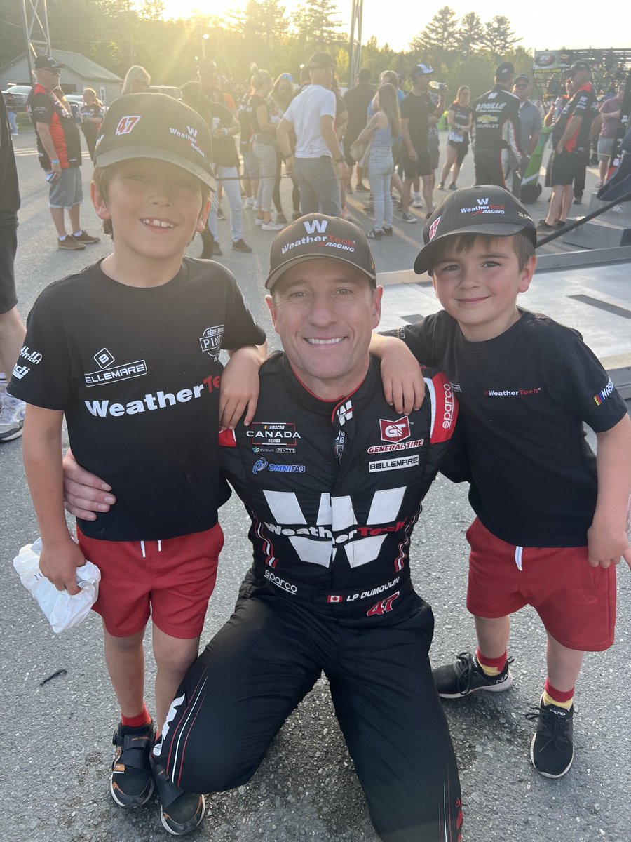 Bonne Fête des pères!Happy Father’s Day!