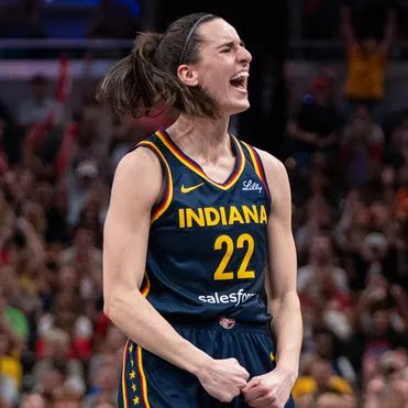 TheHoopCentral's tweet photo. Caitlin Clark is now the fastest player in WNBA History to record 200+ PTS, 75+ REB, 75+ AST, per @StatMamba. 

Special. ⭐️ https://t.co/UZ6t5qNu0B