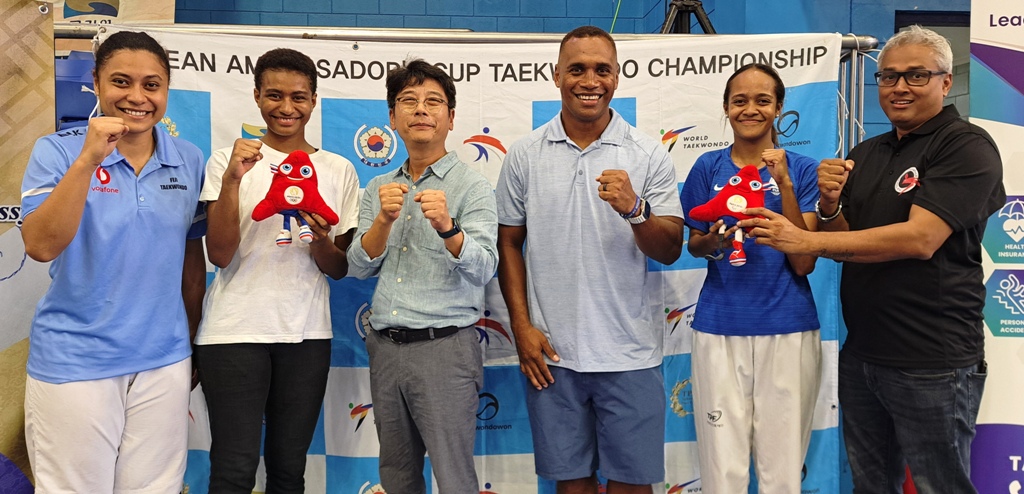 The Olympic mascot, The Phryges along with National Mens Sevens Coach Osea Kolinisau showing their support for the Taekwondo athletes that will represent Fiji at the Olympic Games. #thephryges #TeamFiji #InspireFiji #Paris2024