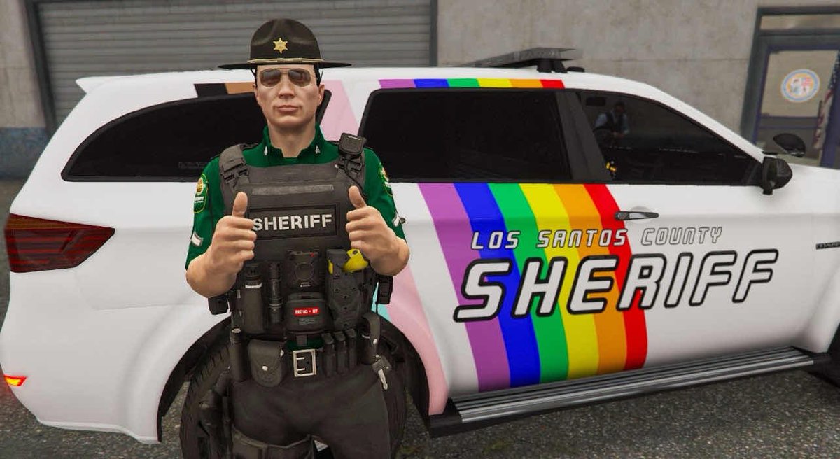 Pride in the City 💕

#NewEnergyRP #PRIDE #FiveM