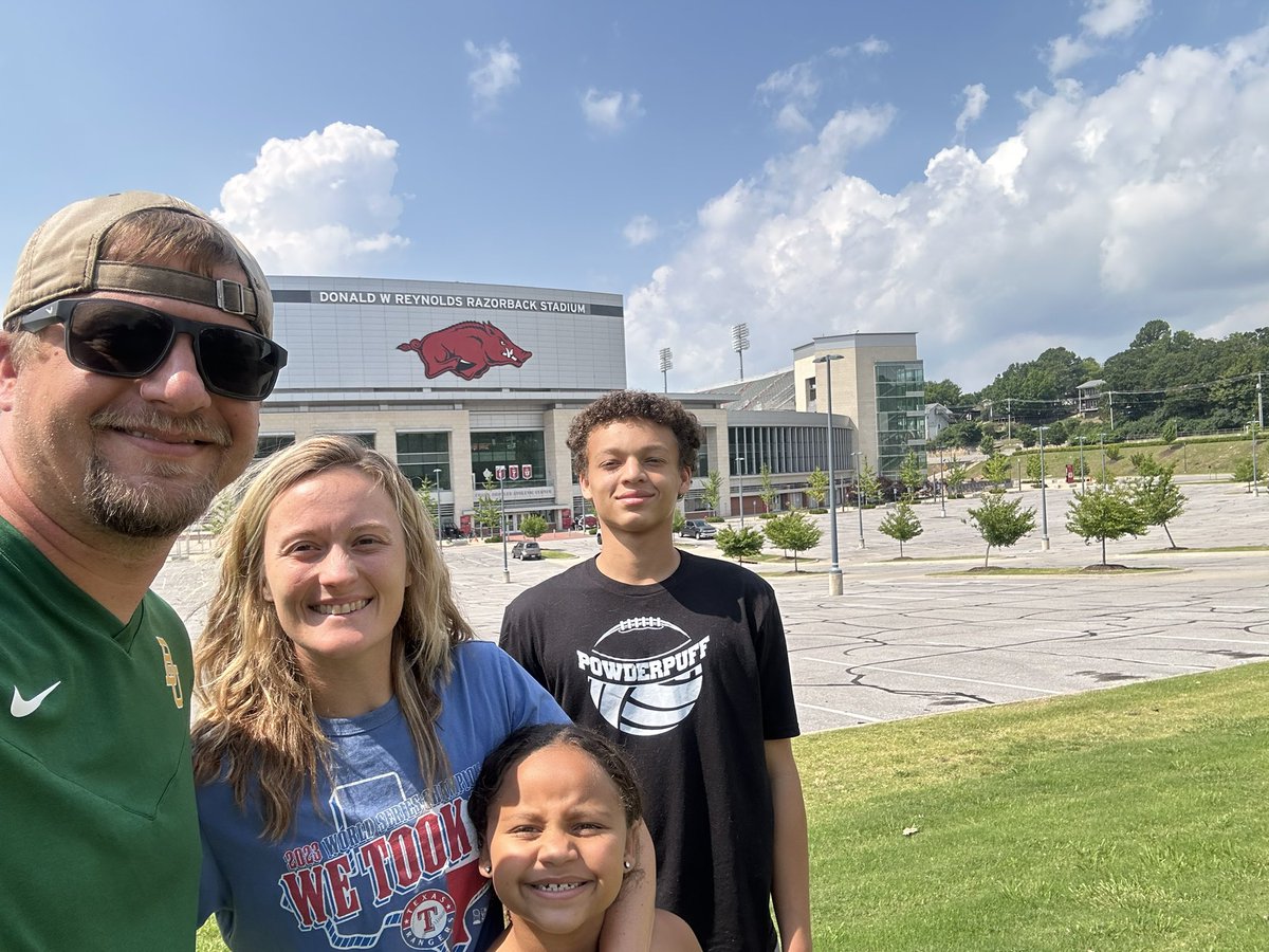 Vacation Day One

Left Pilot Point before 6, stopped by the Boro to make sure my part was ready to roll for the beginning of Summer Pride tomorrow.

Made our way to University of Arkansas and saw the sites (which for us are the sports facilities)

Made it to Kansas City and got