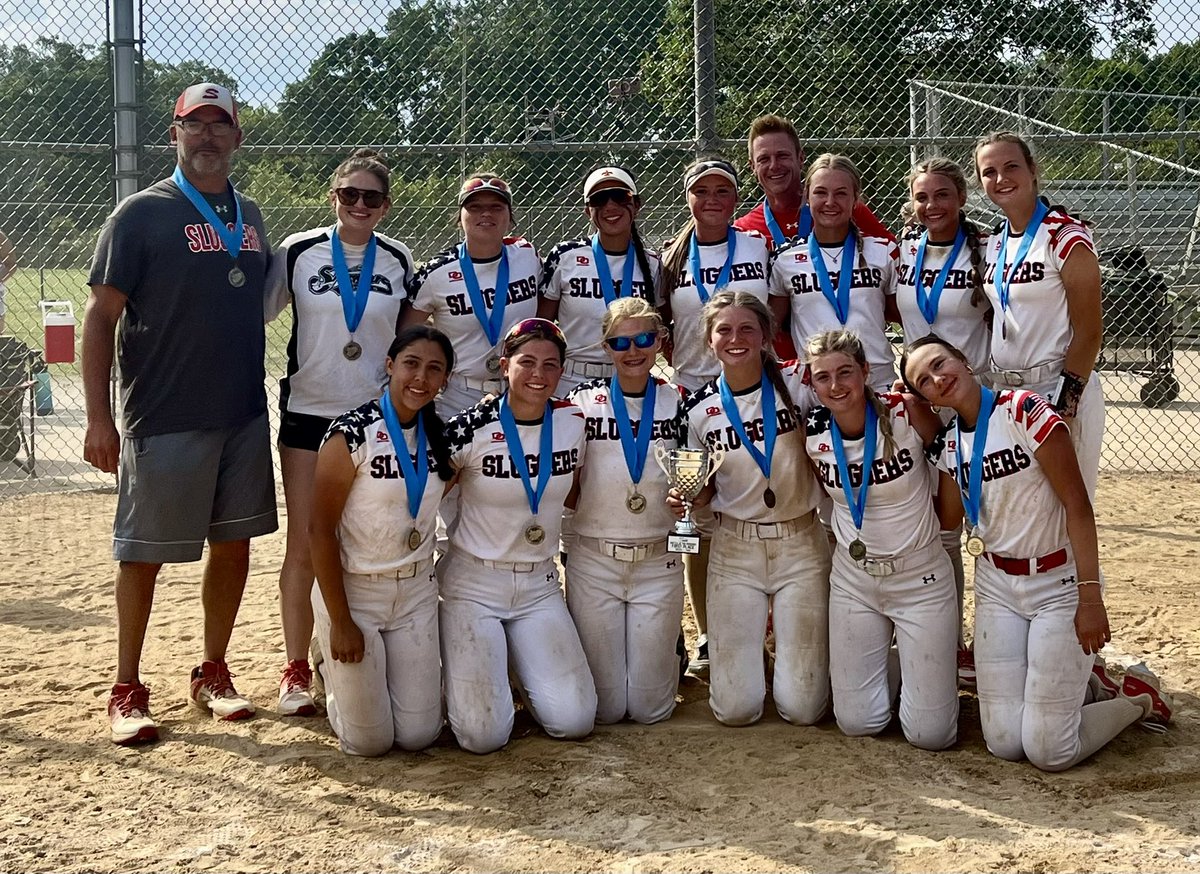 After a day of battling, 2024 Battle of the Borders Champions!!!!!