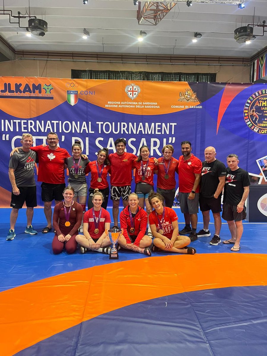 Congrats to all the Canadians who competed this weekend at the Sassari City Matteo Pellicine Memorial in 🇮🇹 including medalists: 🥇Hannah Taylor, Ana Godinez &amp; Shauna Kuebeck; 🥈Abby Wolff, Miki Rowbottom &amp; Olivia Di Bacco; 🥉for SueAnne Harms &amp; Josh Skory. #Wrestling