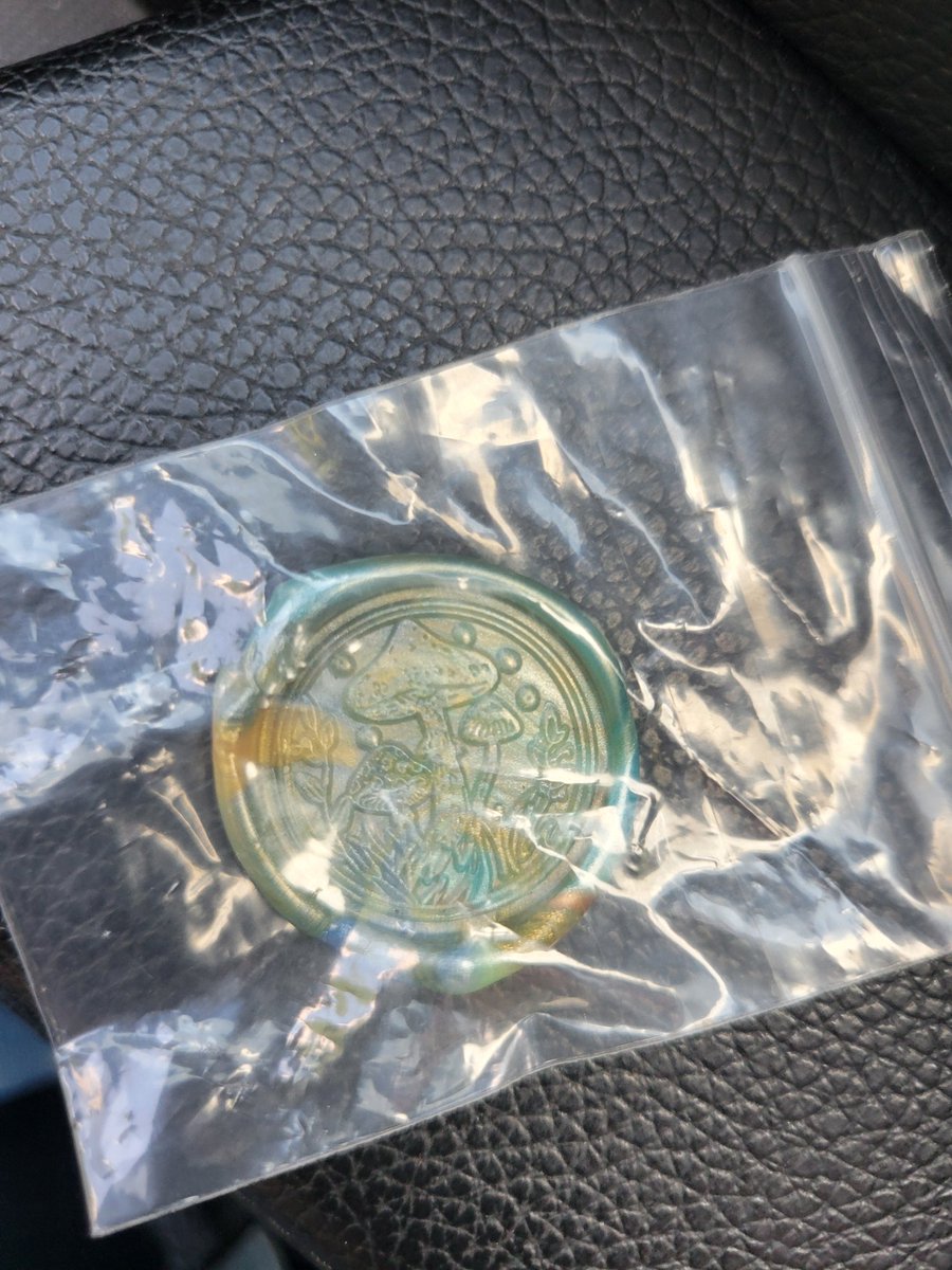 monkey_thingys's tweet image. This was my first time out looking for thingys. This is my first thing I've found! Thank you so much to the artist. #scatterjoy #werocktacoma