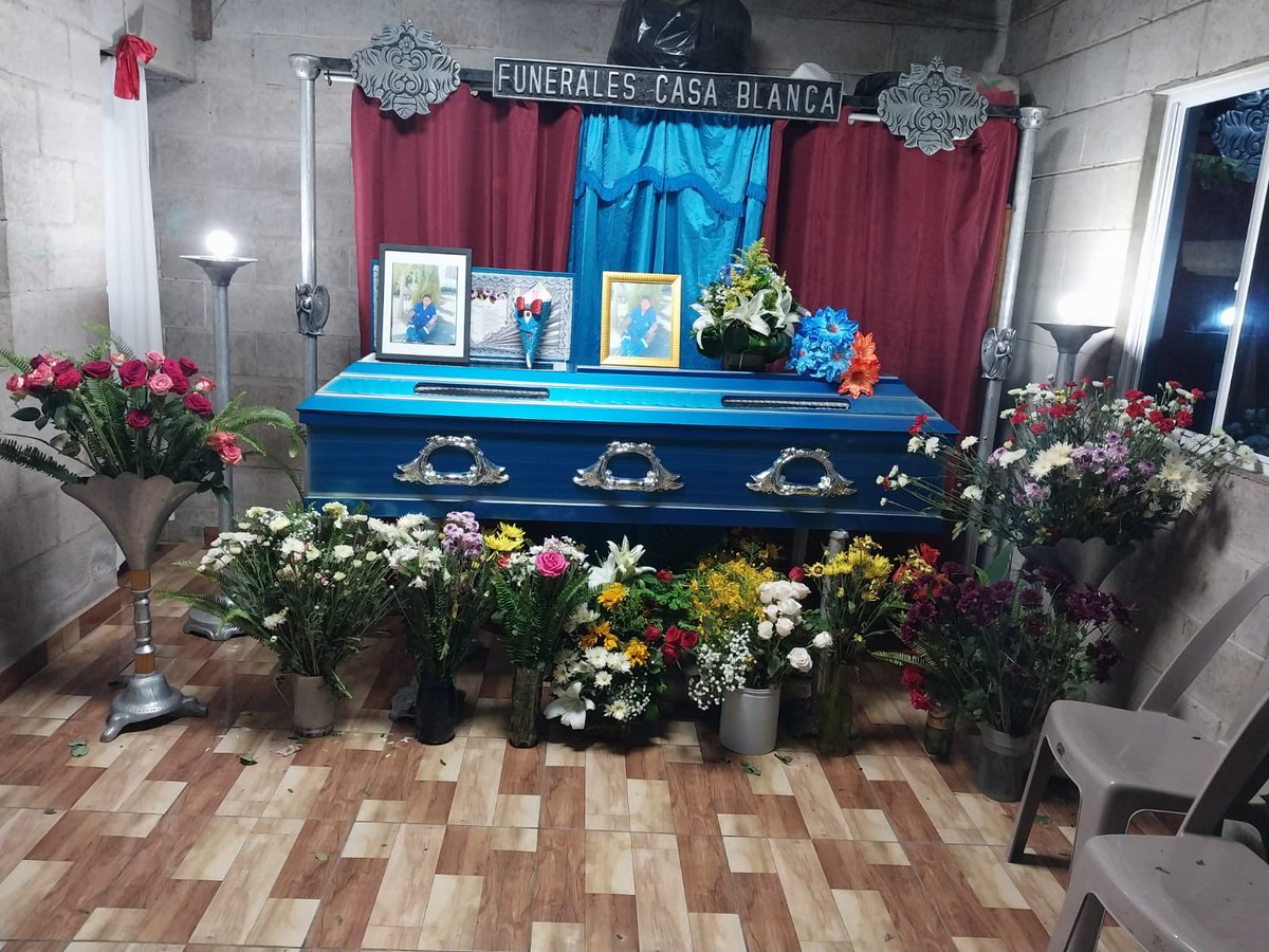 MOVIRSV's tweet photo. Otra muerte bajo el régimen de excepción
#ConRegimenNoHayDerechosHumanos
Armando Antonio Ramirez de 27 años de edad, falleció viernes 14 de junio 2024 en penal de izalco, a dos años de su captura arbitraria y en espera de un proceso judicial justo y transparente @Pontifex_es https://t.co/F7ghWLzuuk
