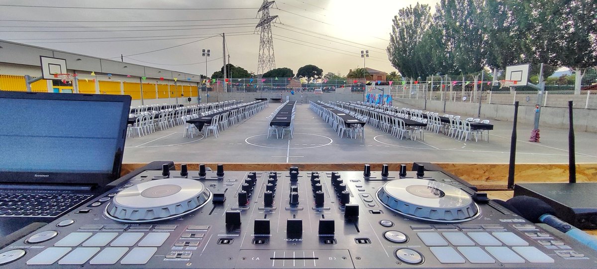 DJDisccontrol's tweet photo. También estamos presentes para  Fin de Cursos de colegios, Discotecas Móviles Innovagroup en todas vuestras celebraciones!
https://t.co/iRhzfFFSA5
https://t.co/Ax5oHK4c88 https://t.co/iFIquexvNL