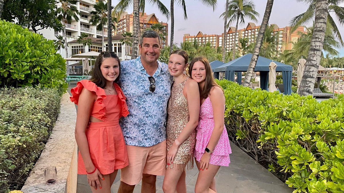 Beth Elston (@beth_elston) on Twitter photo Happy Father’s Day <a href="/CoachMikeElston/">Mike Elston</a> !
"A daughter needs a dad to be the standard against which she will judge all men."
Thank you for setting bar high. 🤍 👆🏻#girldad Happy Father’s Day <a href="/CoachMikeElston/">Mike Elston</a> !
"A daughter needs a dad to be the standard against which she will judge all men."
Thank you for setting bar high. 🤍 👆🏻#girldad