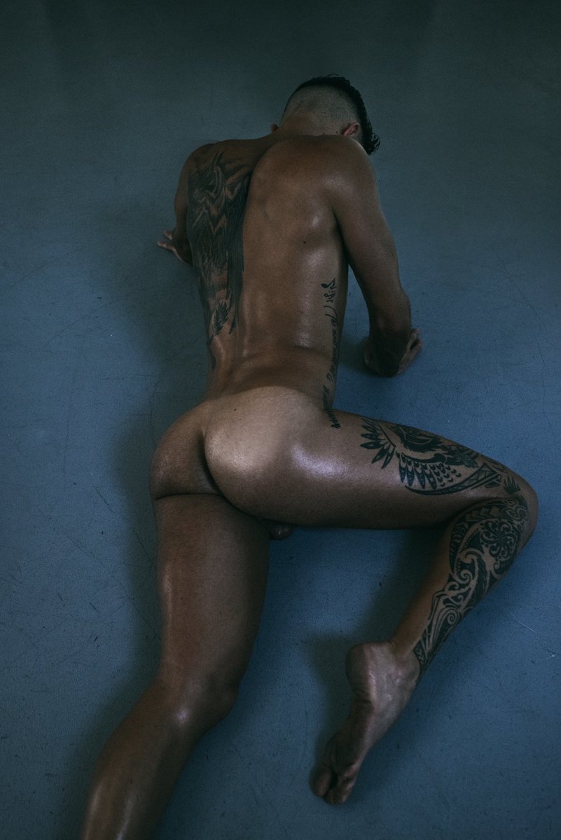 Domingo… 
México lindo! 
Aprovecha tus descuentos!! 
onlyfans.com/saulmodel