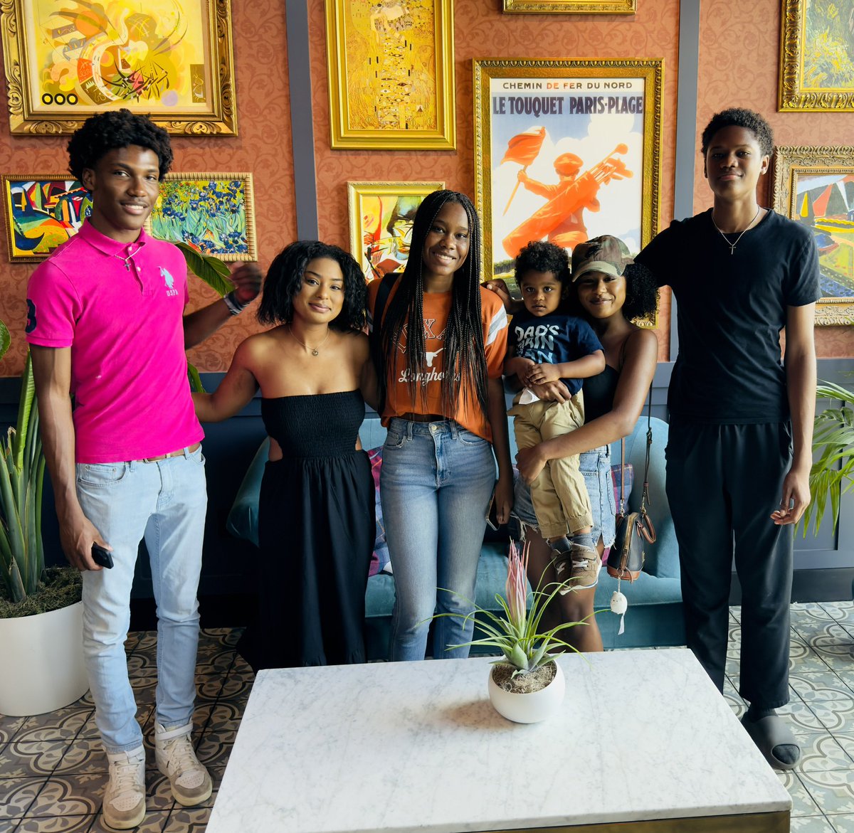 anjuan's tweet image. It’s been a really nice weekend. We ate at Cowboys and Indians yesterday and then went to a Juneteenth concert at Miller Outdoor Theater. Earlier today we ate at Clark’s Oyster Bar and then did putt putt golf with our extended family at Puttery. Good times!