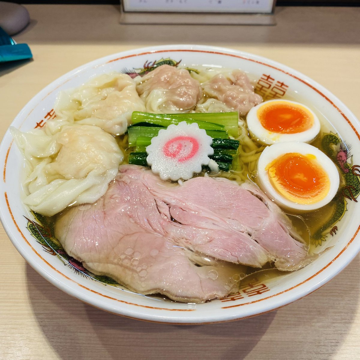 Shuuto0328's tweet photo. 久しぶりにXみて投稿したくなったから
何投稿しようかなって迷った結果
ラーメンだった...
色んな種類のラーメンを好みがち
今年でもう何店舗行ってんのってくらい
色んなところに足運んでる、、
皆さんの好みがあれば教えますよ🤗 https://t.co/3bxTOGzjqy