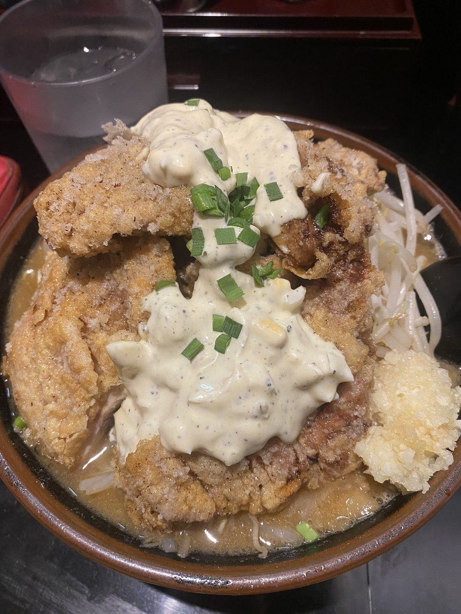 Shuuto0328's tweet photo. 久しぶりにXみて投稿したくなったから
何投稿しようかなって迷った結果
ラーメンだった...
色んな種類のラーメンを好みがち
今年でもう何店舗行ってんのってくらい
色んなところに足運んでる、、
皆さんの好みがあれば教えますよ🤗 https://t.co/3bxTOGzjqy