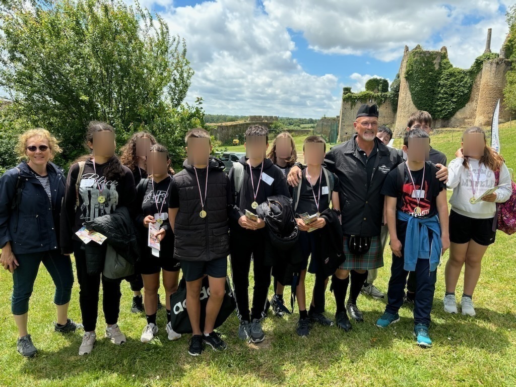 Collège Louis Merle tweet media