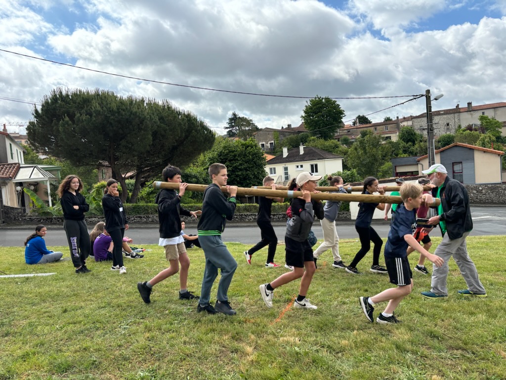Collège Louis Merle tweet media
