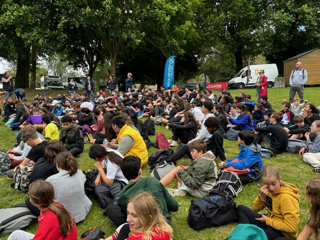 Retour sur la participation des 4e de Louis Merle aux #Highlandgames de BRESSUIRE organisés par l'AJEP. Un beau moyen d'allier sport, EAC et ouverture internationale 🏴󠁧󠁢󠁳󠁣󠁴󠁿💪cc <a href="/DSDEN79/">DSDEN Deux-Sèvres</a> <a href="/DeuxSevres/">79 le Département</a> <a href="/daacpoitiers/">Daac de Poitiers</a>