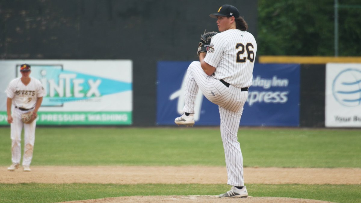 PITCHER. OF. THE. NIGHT.

#ScrewsAreHot