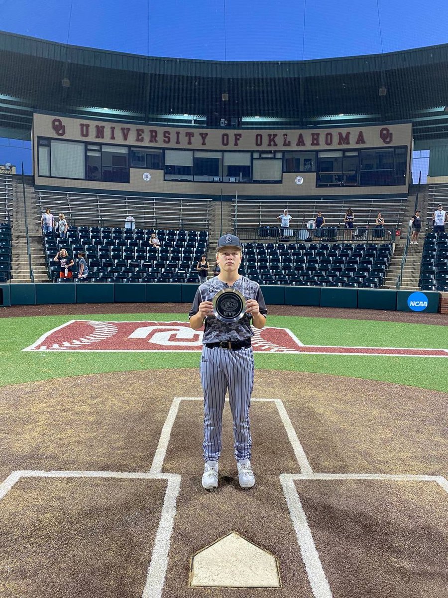 PG_NTX's tweet photo. 2024 16U Oklahoma Open at OU

🏆Champions: Brewer Baseball 
🥈Finalist: Dallas Tigers - Owen 15U 2027
🏅MVP: Chandler Smith (https://t.co/DjukBlP4Rg) 3R 6H 2 3B 10RBI 2BB
🏅MVPitcher: Harrison Smith (https://t.co/Z8NfnmxLjO) 7.0IP 7K 2H 4BB 1R https://t.co/ap3lWJnd3c