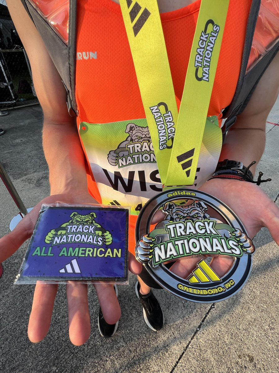 landenwise22's tweet photo. Day 2… 1 Mile Championship race earning 2nd with a 4:17 and earning All-American 🥇🇺🇸 #1mile #adidastracknationals #runner #letsgo https://t.co/Vgx8ZuXSRU