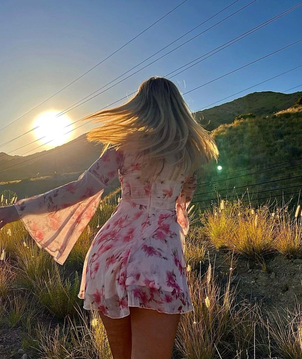 A mulher mais linda do mundo, dona do meu coração 
Sou completamente apaixonado por você 
<a href="/L1dkillc/">ᅟ𝙻𝚒𝚍𝚒𝚊</a>