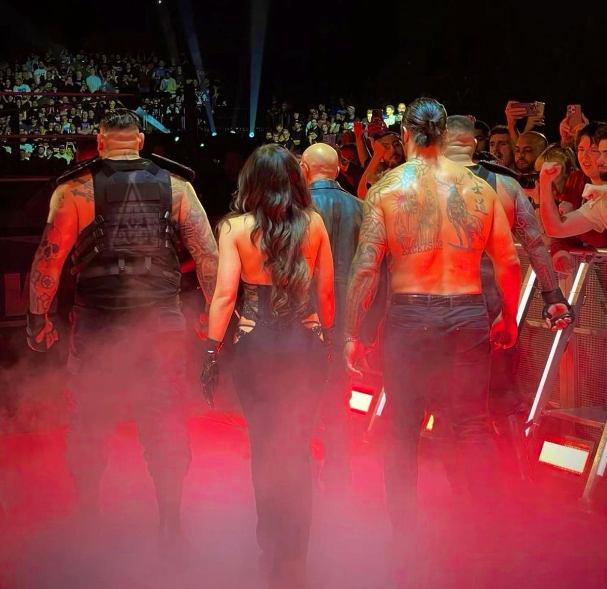 RobustPotent's tweet photo. 𝘛 𝘩 𝘦  F I N A L  𝐓 𝐄 𝐒 𝐓 𝐀 𝐌 𝐄 𝐍 𝐓  🎚️

#AOP  #Kross  #Scarlett  #Ellering 
#WWERaw https://t.co/pGPnf2z9xu