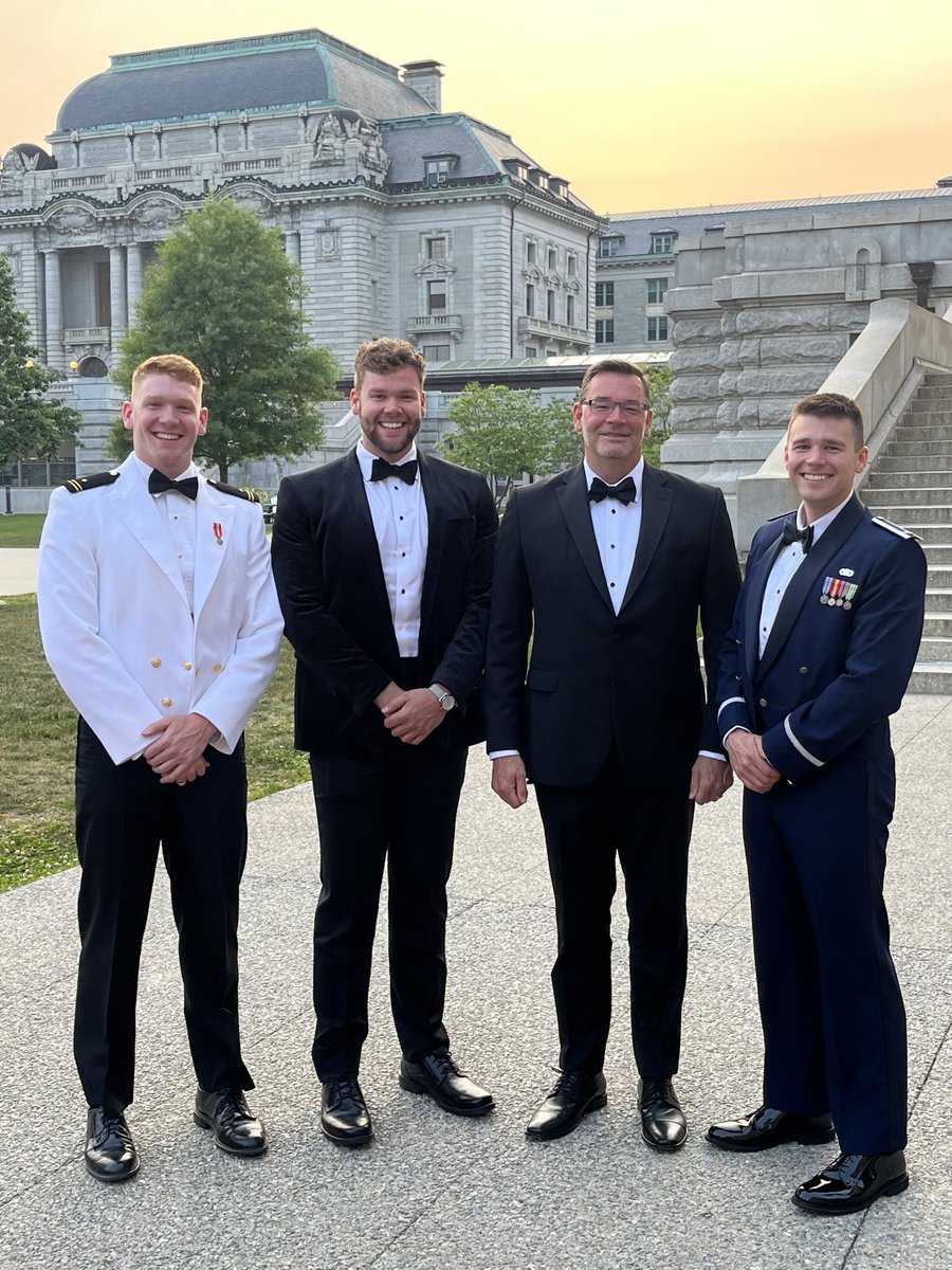 R_Sheldon's tweet image. Incredibly blessed to be the Father of these three excelling young men ..
Happy #FathersDay