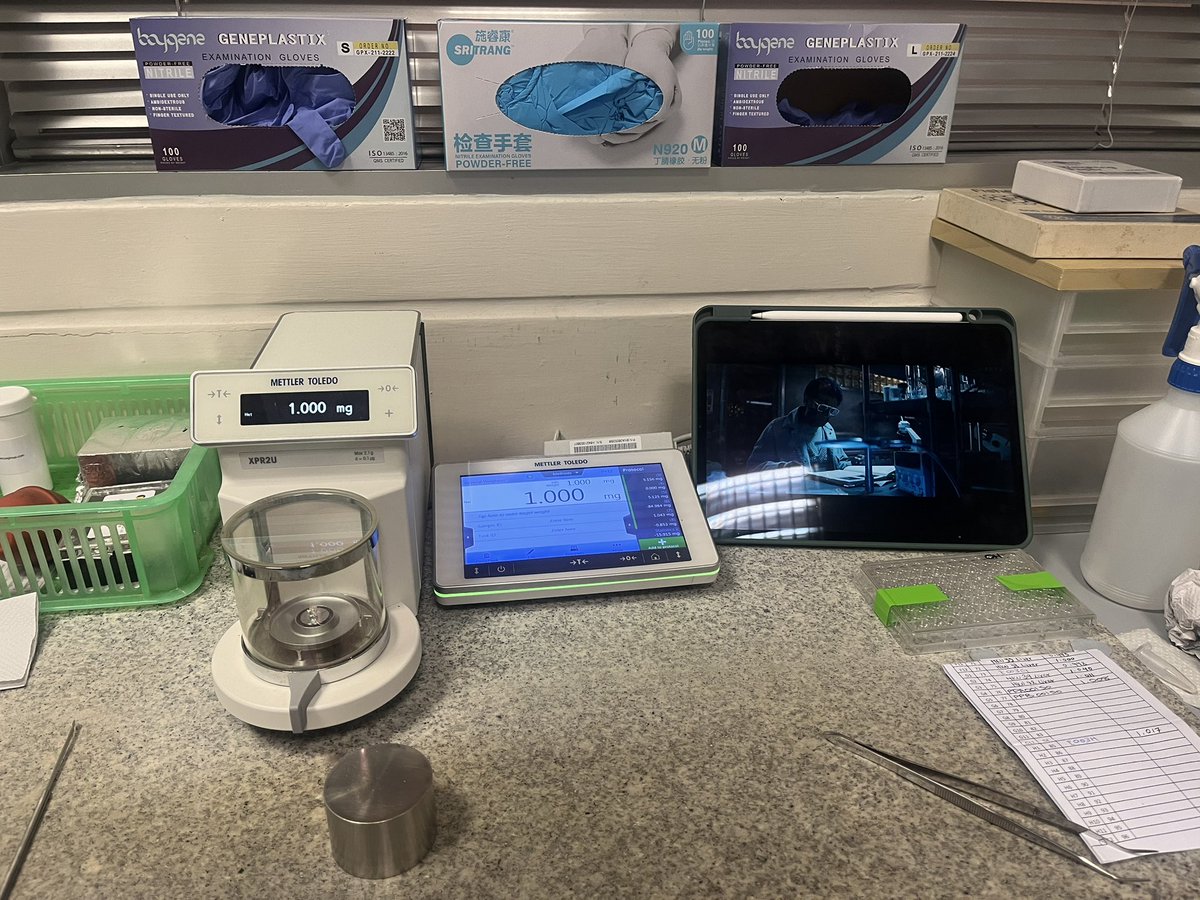 TraceyPrigge's tweet image. Good start to the morning! If you know you know 🤣🤩🥳 #stableisotopeanalysis #microbalance